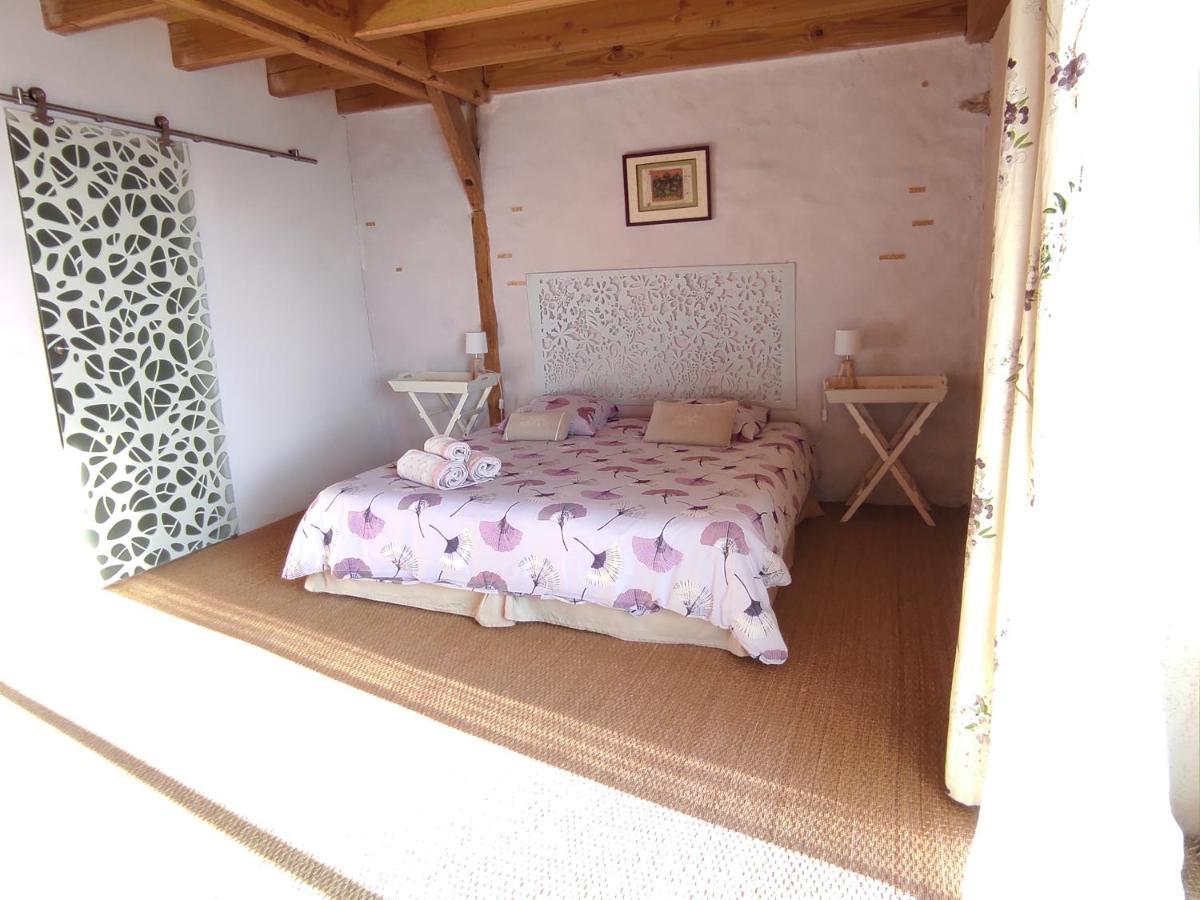 Bout De Cote Bed & Breakfast Lacam-dʼOurcet Екстериор снимка