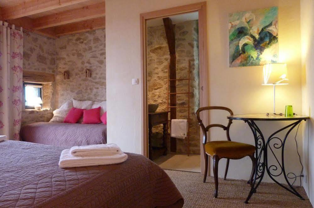 Bout De Cote Bed & Breakfast Lacam-dʼOurcet Екстериор снимка